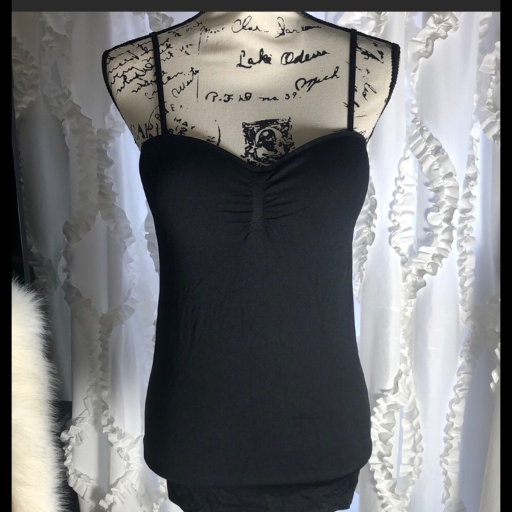 🎁 5/$25 No Boundaries Seamless Bra Cup Tank